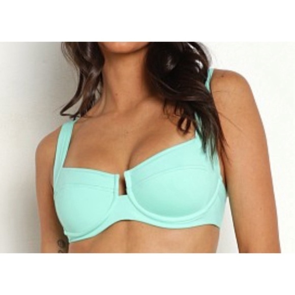 NEW L*SPACE Camellia Bikini Top in Bright Teal - Picture 1 of 1